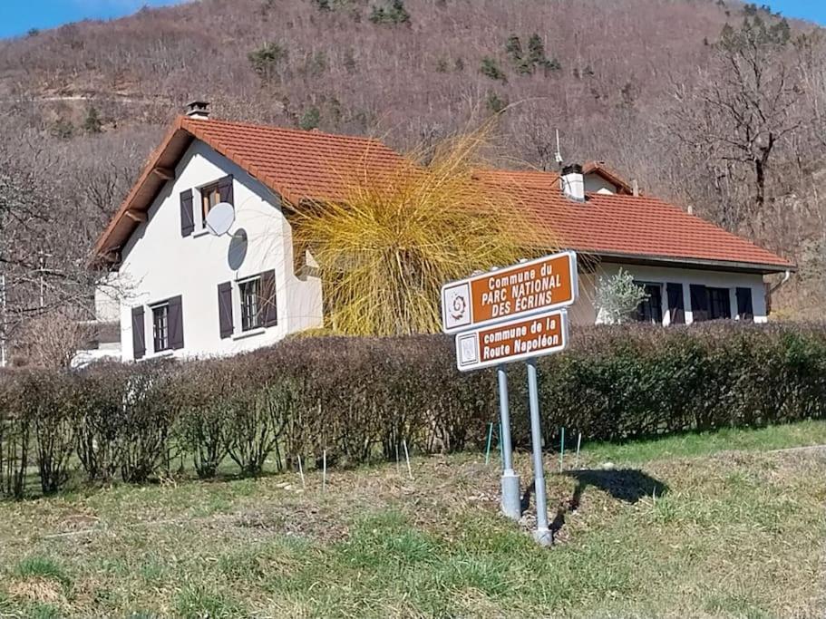 Maison De Montagne Saint Firmin  Eksteriør billede
